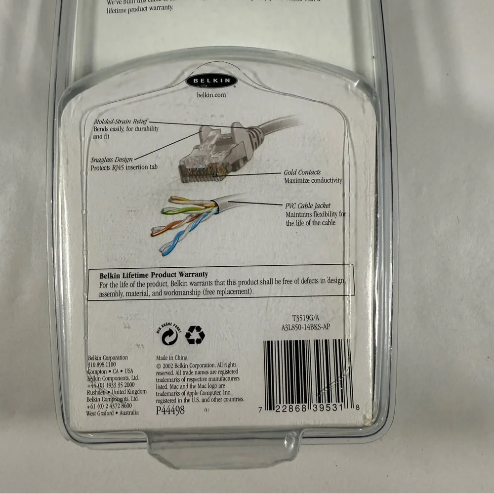 Belkin FastCAT 5e Snagless Networking 14ft Cable Mac-Router NEW Sealed